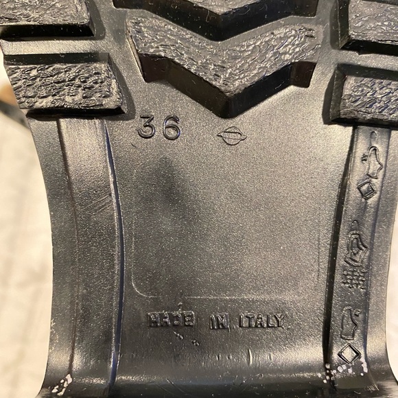 Womans burberry Haymarket Rain Boots Leather - Picture 3 of 6